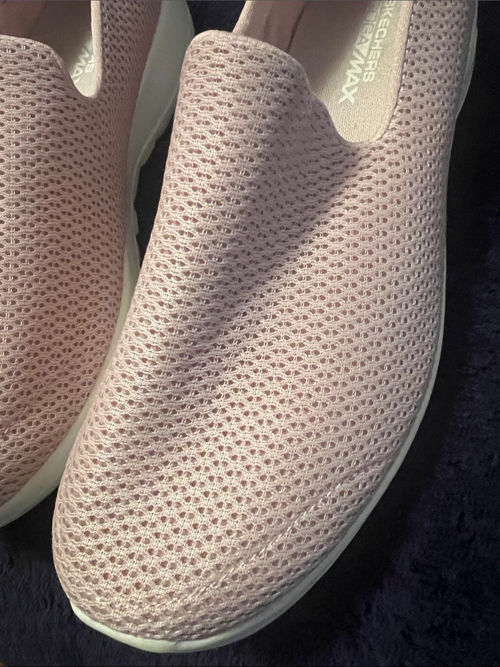 Skechers Women's Light Pink Slip-On GOwalk Max Sneakers size 10 - Picture 8 of 13